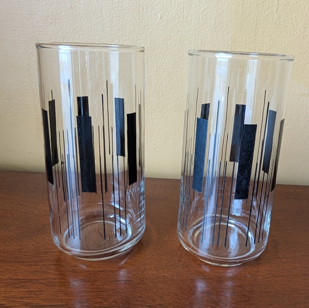 VTG Lot Of 2 Drinking Glasses Black Clear Mid Century MCM Atomic 50s 60s ~12oz - Picture 3 of 5